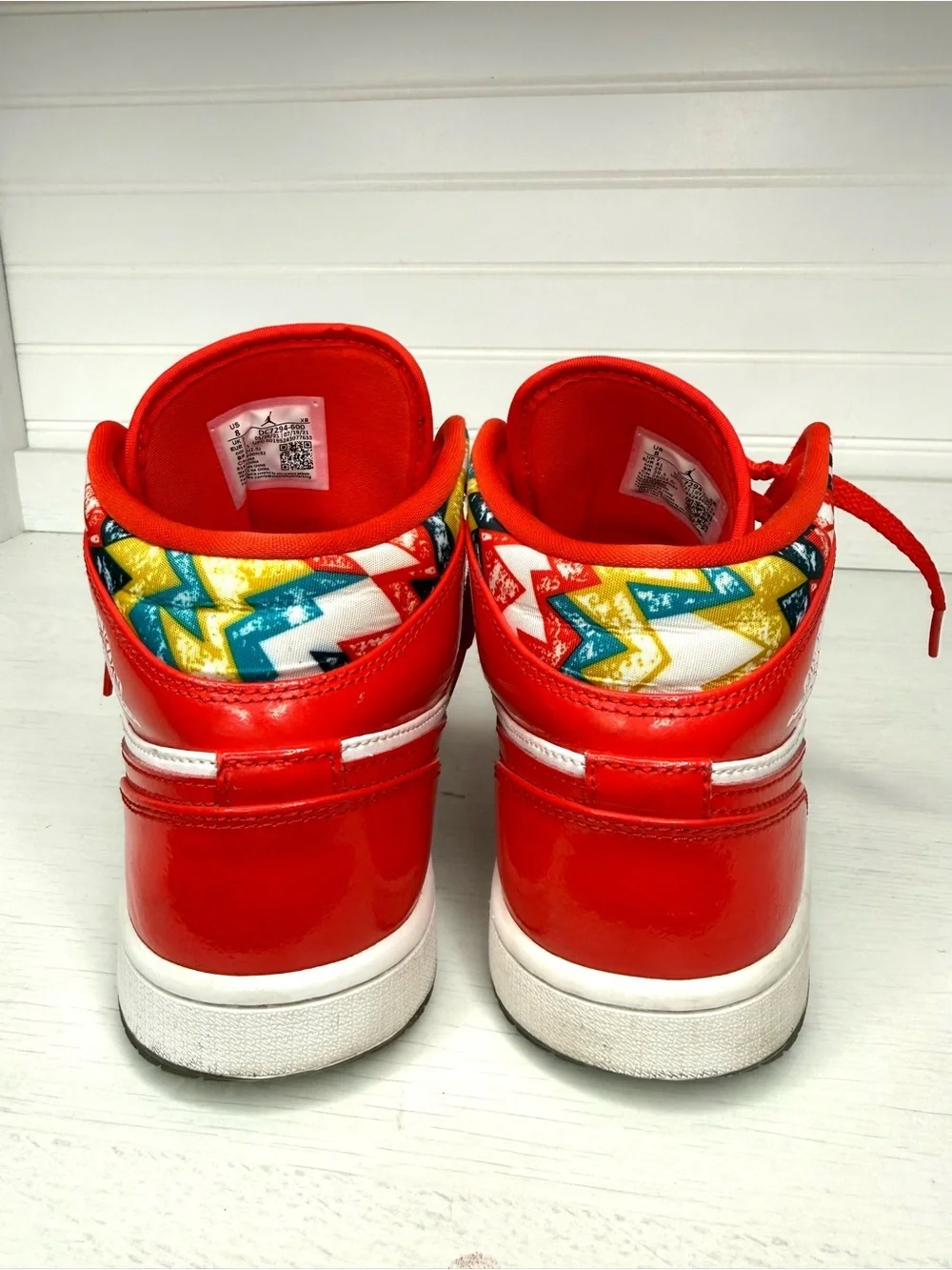 Jordan 1 Mid Barcelona Sweater Red Patent Size 8M/9.5W DC7294-600 - Great Shoe